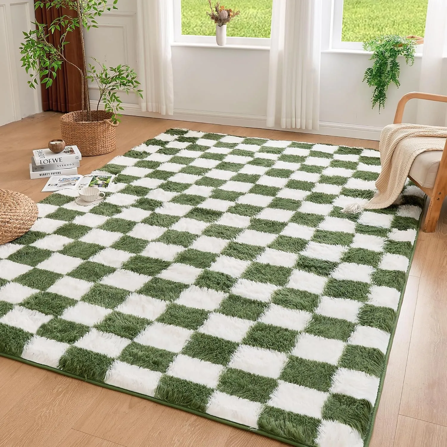 Andency 5x7 Ft Green and White Area Rug for Living Room Classic Checkered Shaggy Rug Non-Slip High Pile Soft Fluffy Rug Fuzzy Carpet Bedroom Kids Toddler Room Nursery Playroom, Cute Dorm Home Decor