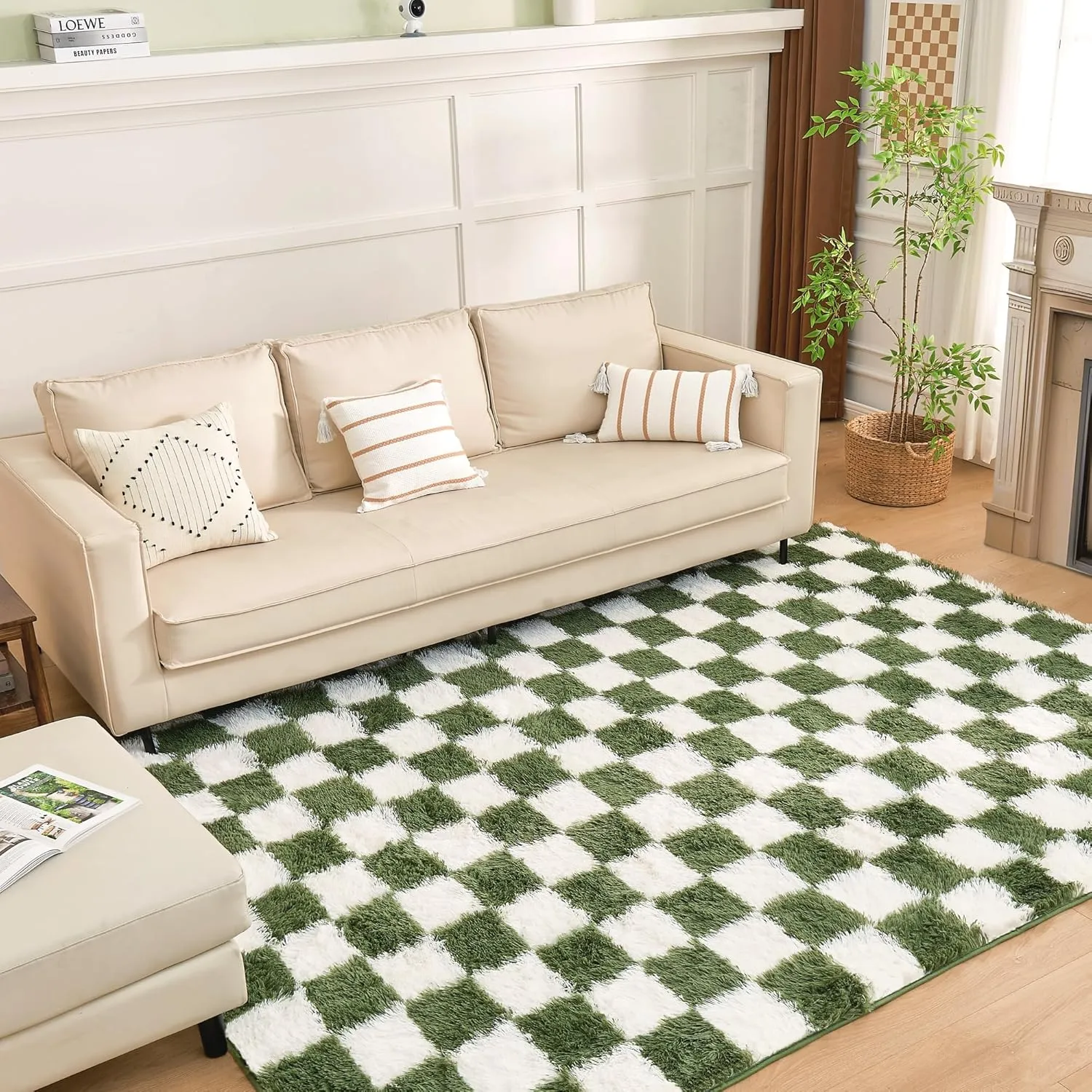 Andency 5x7 Ft Green and White Area Rug for Living Room Classic Checkered Shaggy Rug Non-Slip High Pile Soft Fluffy Rug Fuzzy Carpet Bedroom Kids Toddler Room Nursery Playroom, Cute Dorm Home Decor