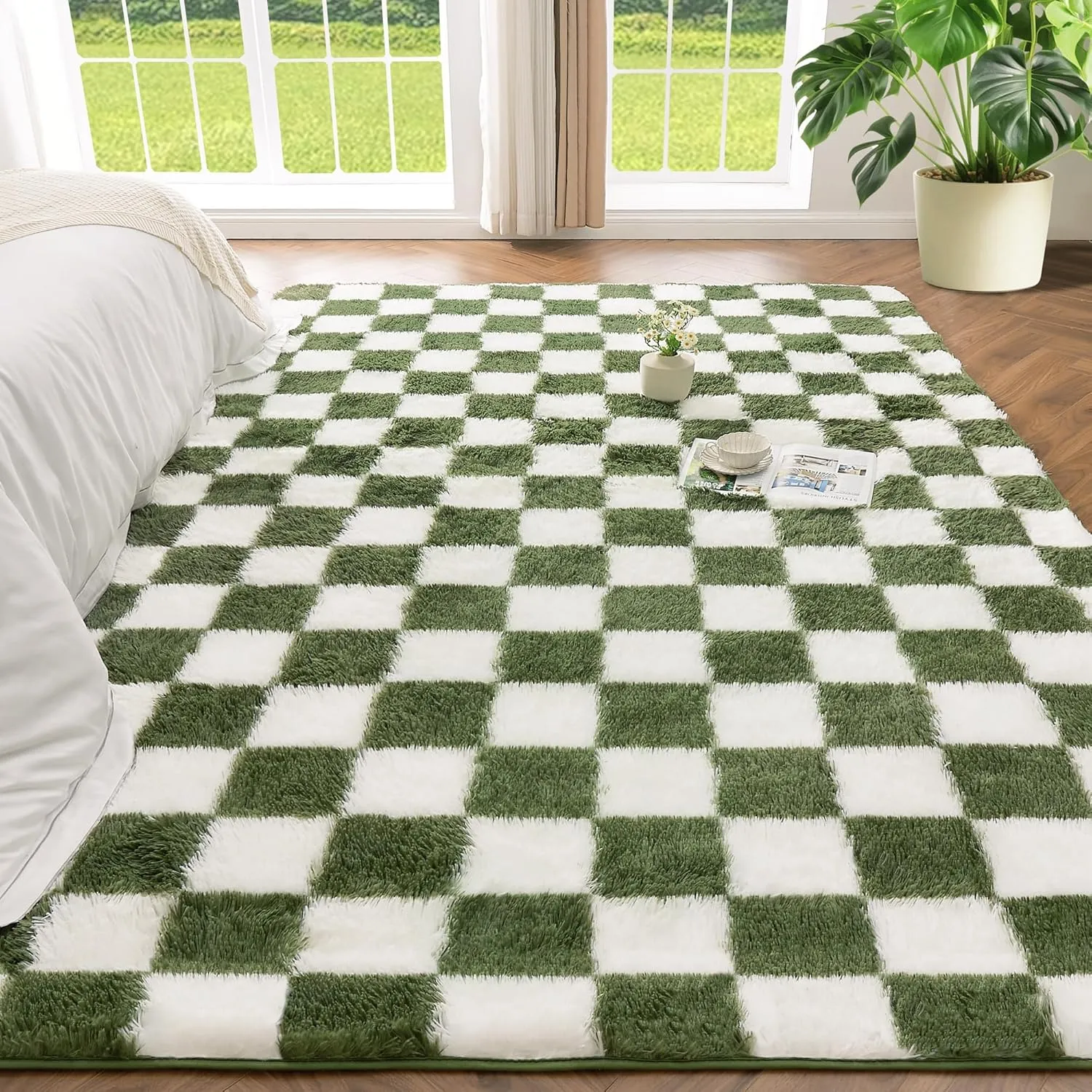 Andency 5x7 Ft Green and White Area Rug for Living Room Classic Checkered Shaggy Rug Non-Slip High Pile Soft Fluffy Rug Fuzzy Carpet Bedroom Kids Toddler Room Nursery Playroom, Cute Dorm Home Decor