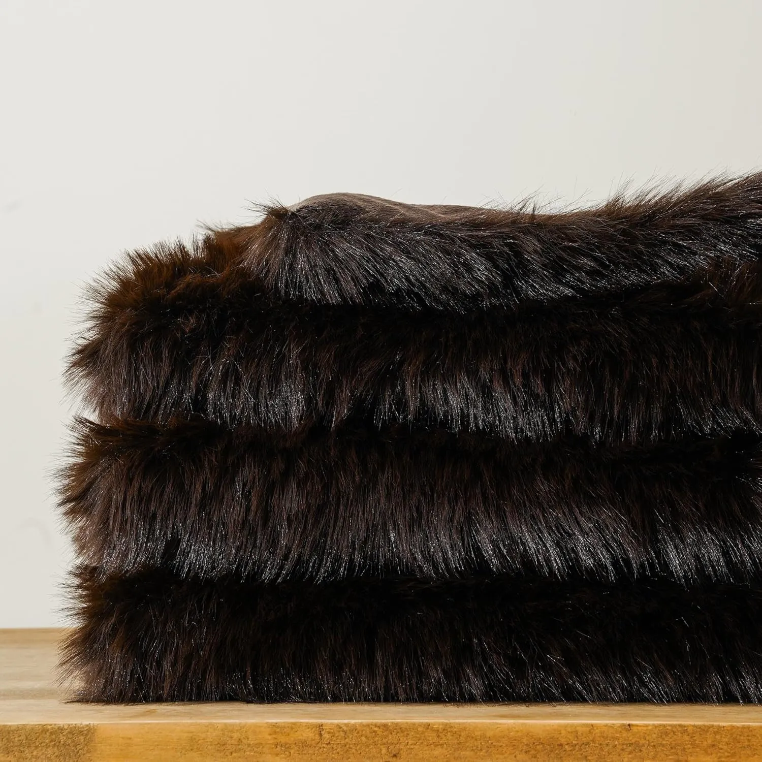 BATTILO HOME Luxury Brown Faux Fur Throw Blanket, Large Soft Warm Cozy Fuzzy Fluffy Fur Blankets and Throws for Bed, Home Decor, King Size Fur Blanket with Long Pile, 60"x80"