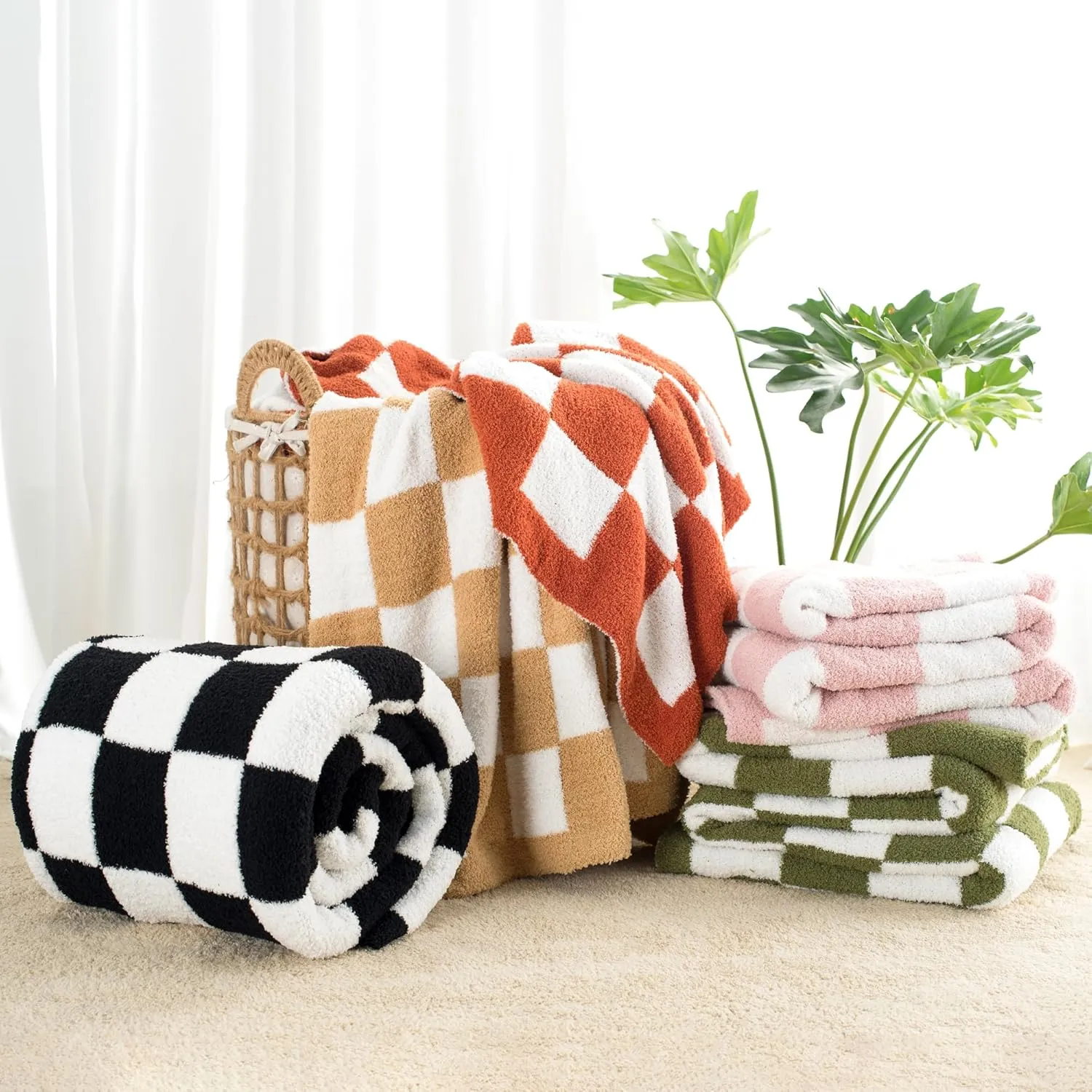Carriediosa Checkered Throw Blanket 50" X 60", 400GSM Ultra Soft Microfiber Fuzzy Fluffy Reversible Cute Preppy Knitted Blankets Cozy Plush Fall Throws for Couch, Bed, Sofa, Dusty Pink