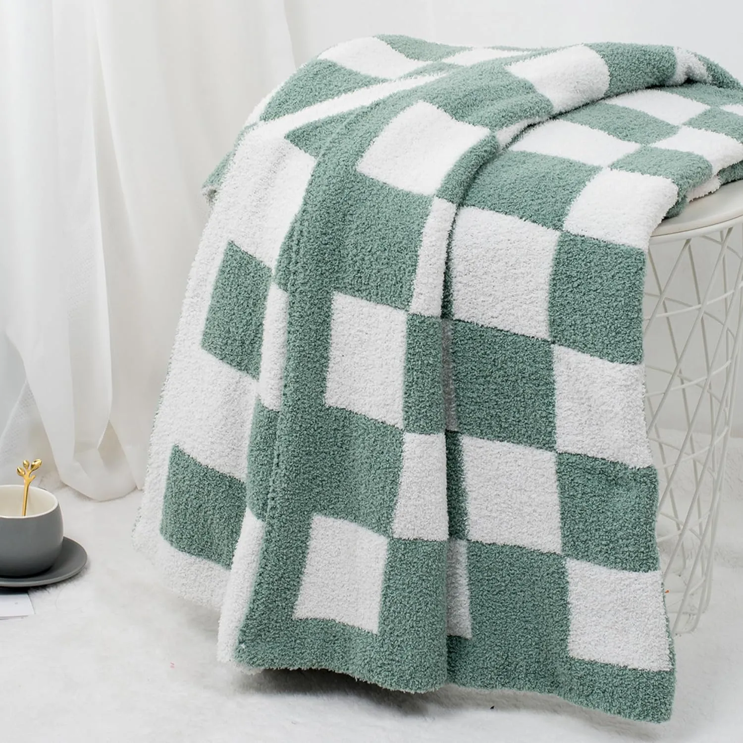 Carriediosa Checkered Throw Blanket 50" X 60", 400GSM Ultra Soft Microfiber Fuzzy Fluffy Reversible Cute Preppy Knitted Blankets Cozy Plush Fall Throws for Couch, Bed, Sofa, Sage Green