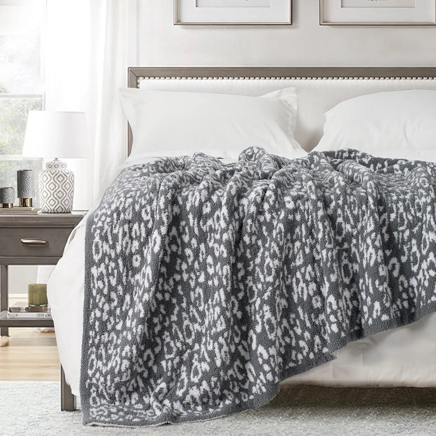 Carriediosa Leopard Throw Blanket 50" X 60", 400GSM Ultra Soft Microfiber Fuzzy Fluffy Reversible Cheetah Knitted Blankets Cozy Plush Lightweight and Warm Fall Throws for Couch, Bed, Sofa, Grey