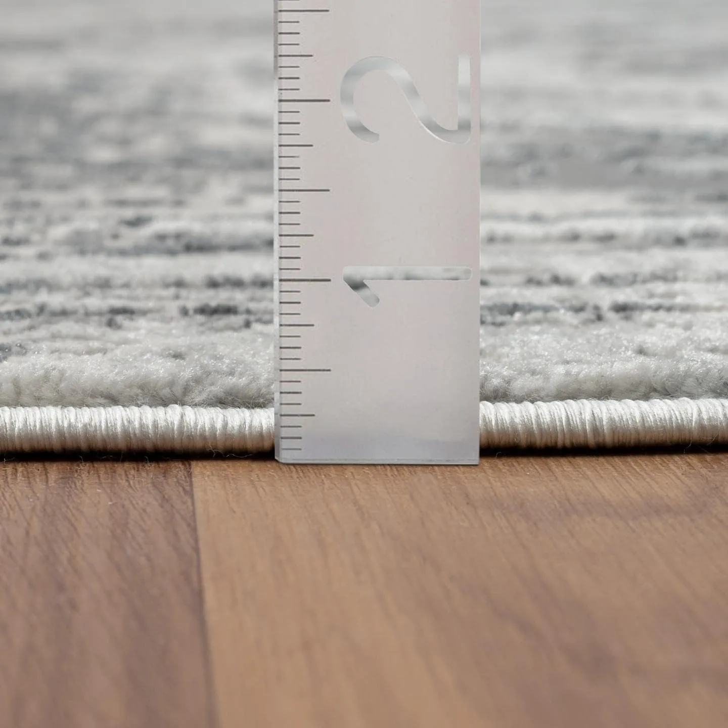 LUXE WEAVERS Marble Swirl Gray 2x3 Area Rug