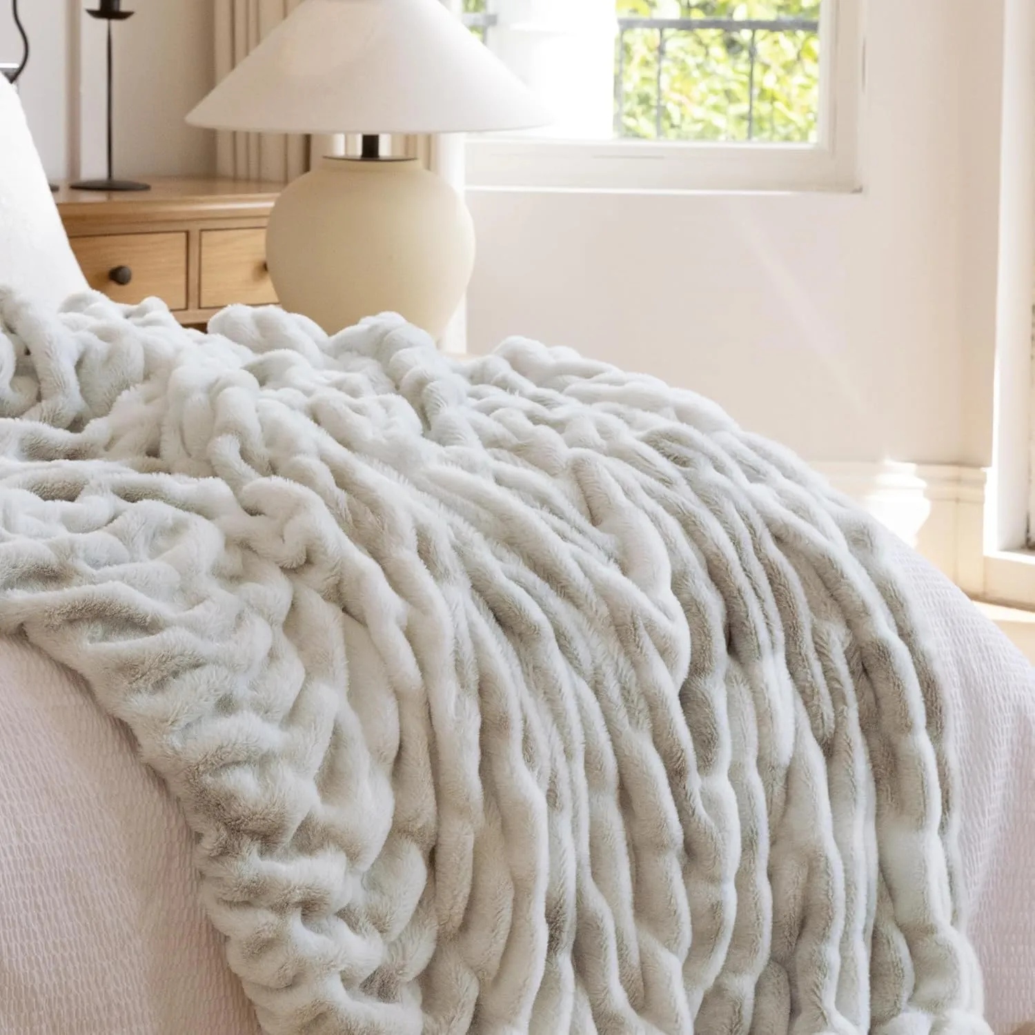 Luxury Faux Fur Blanket with Stretch Ruched Design, Cozy Faux Fur Twin Blanket, 60x80 Inches, Light Grey - Soft Plush Blanket for Bed, Couch, and Home Decor