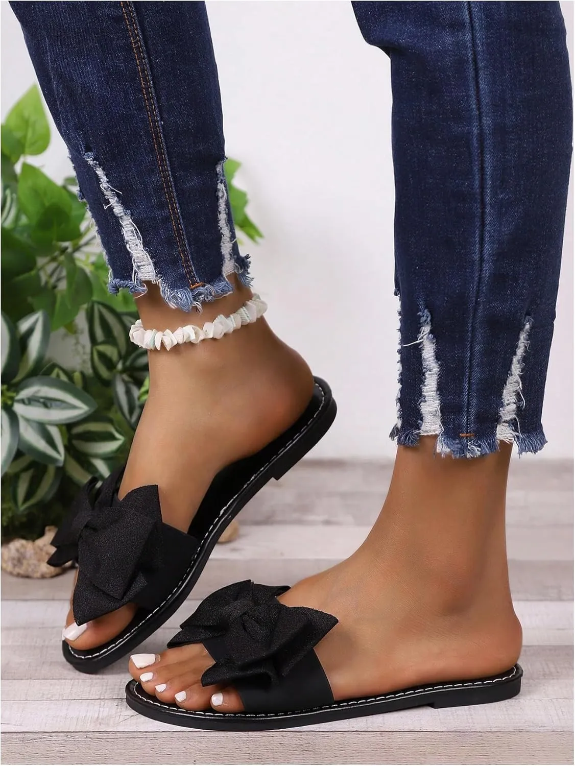 MakeMeChic Women's Bow Sandals Summer Beach Cute Flats Slides Slippers