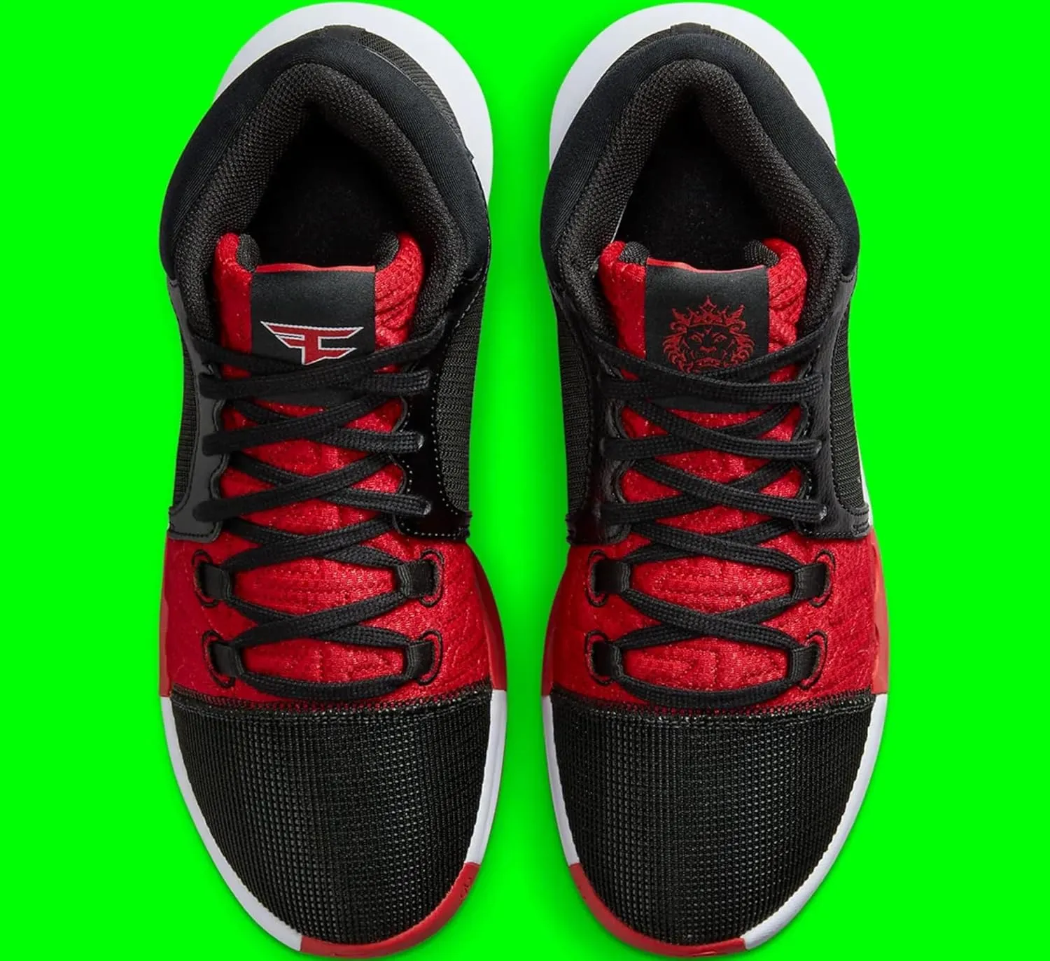 Nike Men's Basketball Shoe