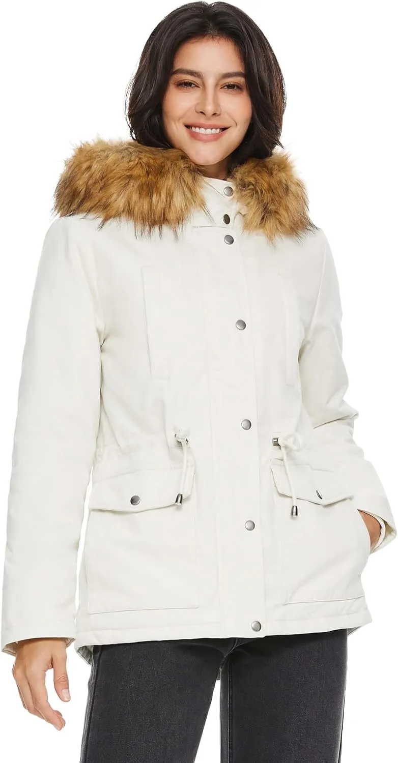 Orolay Women's Winter Parka Jacket Hooded Warm Coat Padded Jacket with Detachable Faux Fur