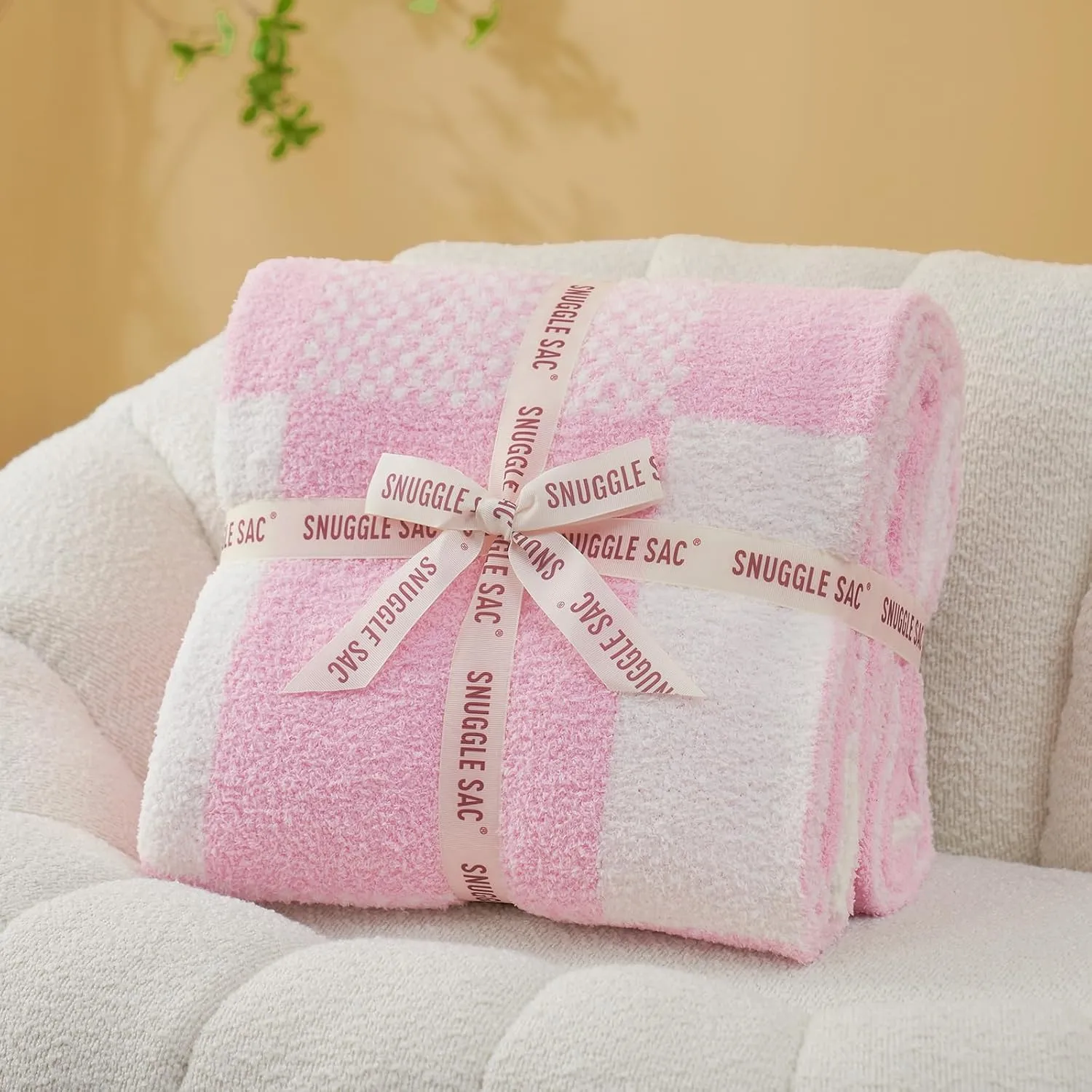 Snuggle Sac Checkered Blanket, Baby Pink Throw Blanket for Couch Plaid Microfiber Fluffy Warm Cozy Fuzzy Soft Throw Blanket Reversible Checkerered Blankets for Sofa, Chair, Bed, 50x60 inches