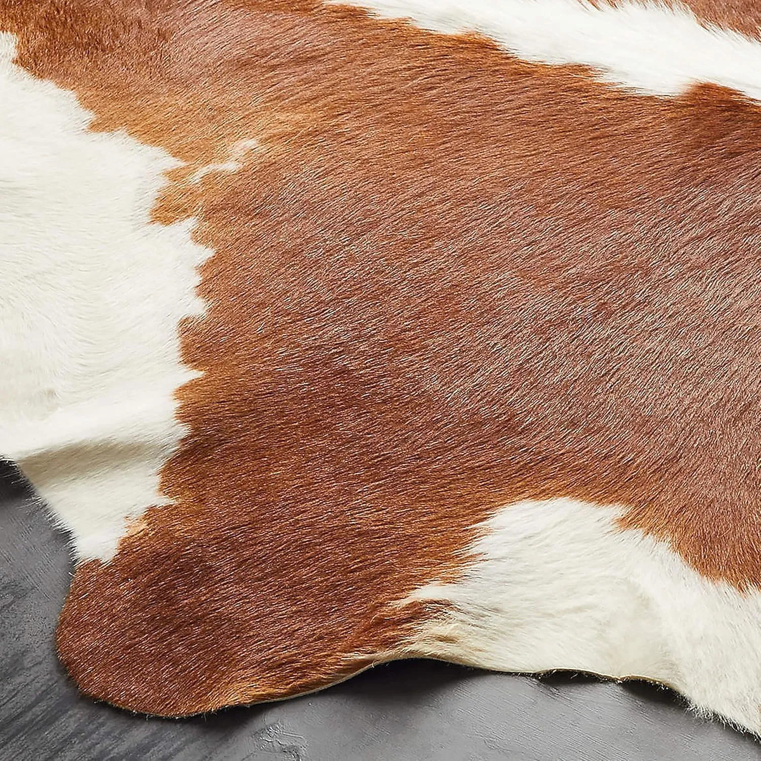 URBAN BUCK Brown & White Cowhide Area Rug Natural Premium Quality Cow Skin Hair On Leather Rug for Bedroom Décor 6ft x 7ft (72Inch x 84Inch, 182.88CM x 213.36CM)