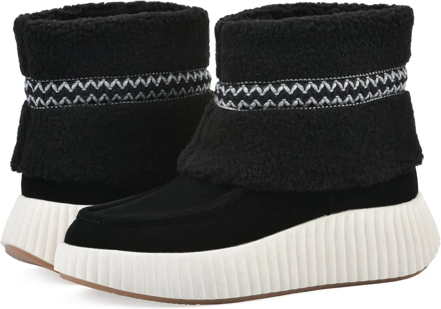 WHITE MOUNTAIN Women's Digital Platform Faux Fur Bootie