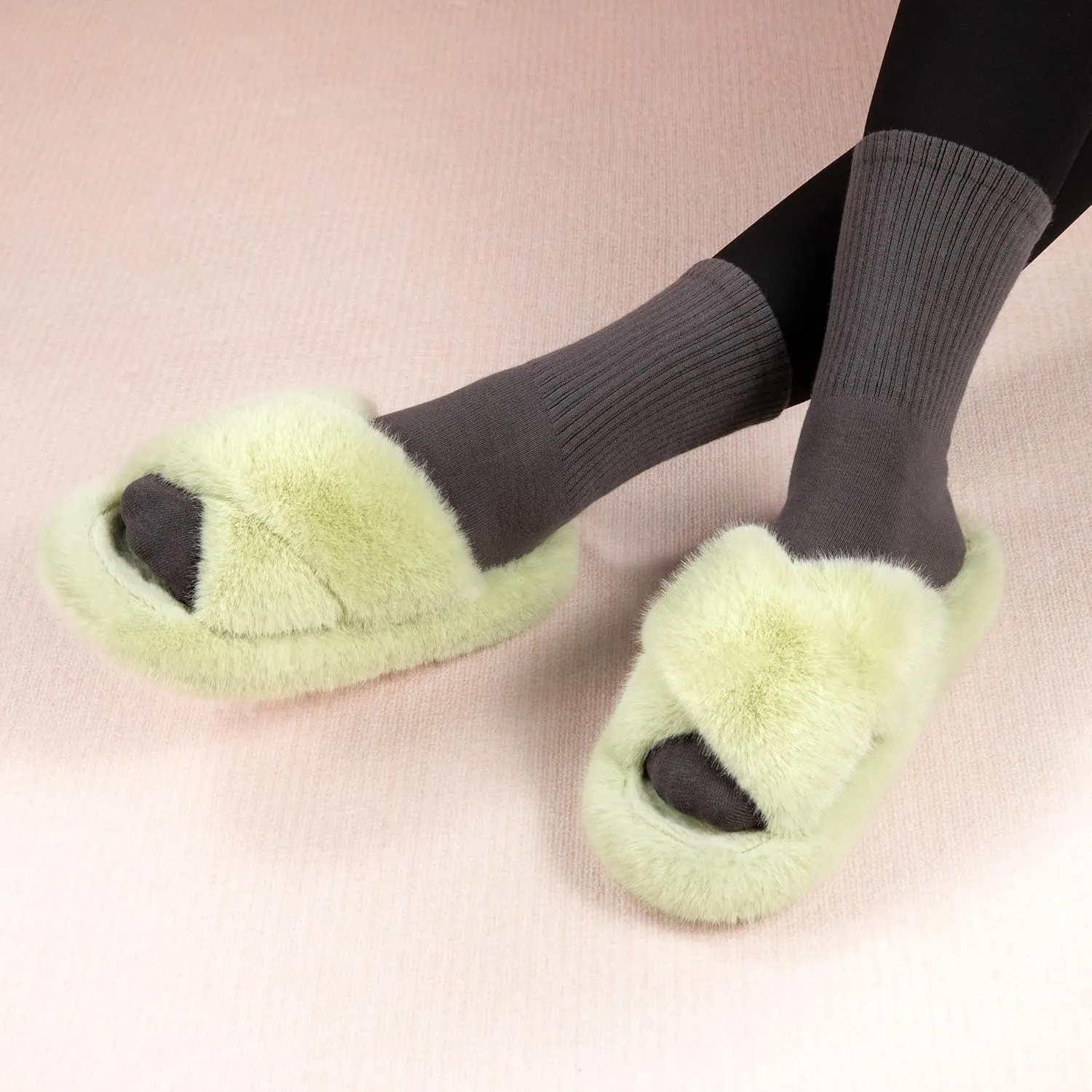 Women's Fuzzy Slippers Open Toe House Slippers Memery Foam Bedroom Slippers Cross Band Slippers for Indoor and Outdoor